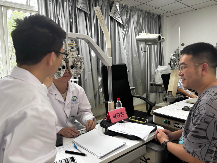 主觉验光(1) 主觉验光(1)